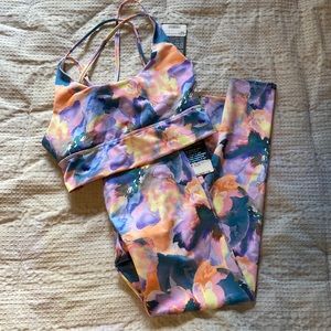 Onzie workout set NWT